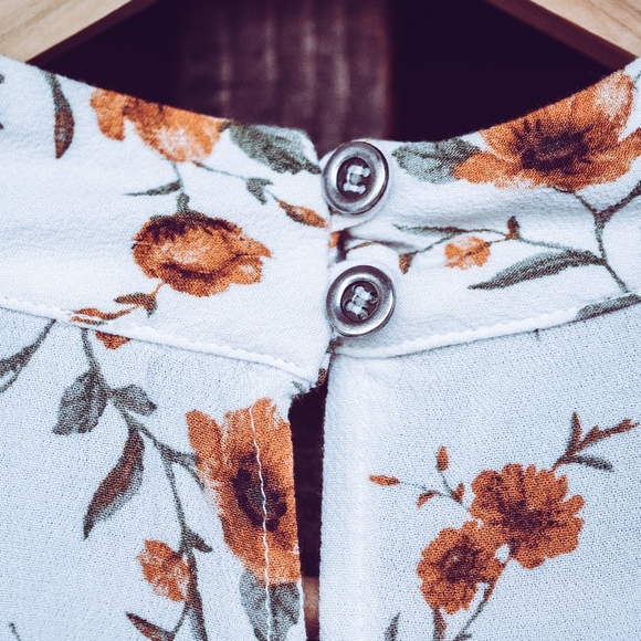 FULL TILT Sleeveless Floral Crop Top Peplum (A5) - Picture 5 of 6